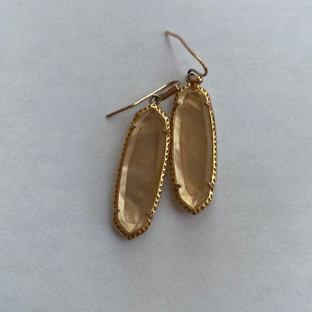 KENDRA Scott Layla dangle drop‎ earrings in rose gold and mother of pearl